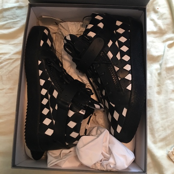 Giuseppe zanotti design - Picture 2 of 6